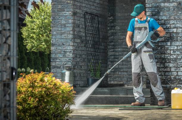Best Pool Deck Cleaning in Lakefield, MN